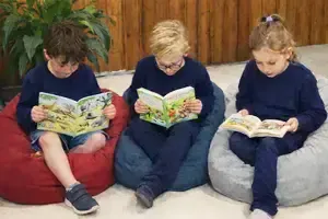 Kinderen lezen boeken